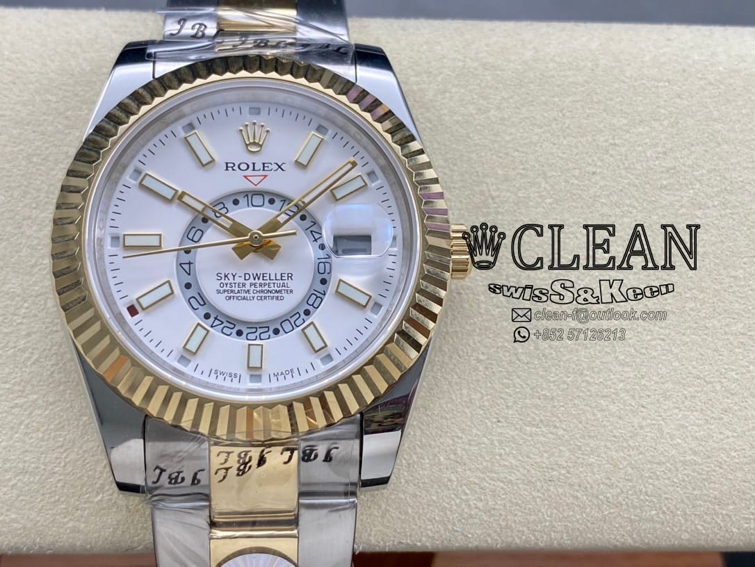 35446fa72677545fba445d0ab8b8e82d ROLEX SKY-DWELLER WHITE DIAL 42MM - Image 1
