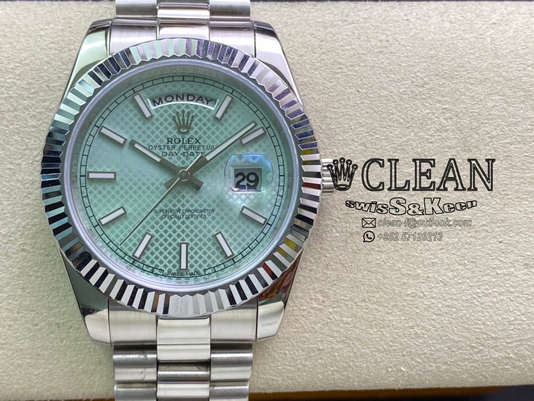 5ba7349c1260aa8c60dd8e83fb87d92b ROLEX DAY-DATE GREEN DIAL 40MM - Image 1