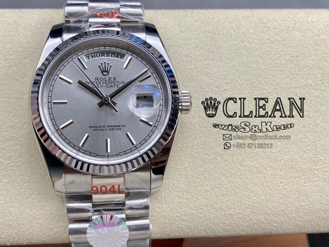 85d684d933cb89b7bcbe856ef8242800 ROLEX DAY-DATE SILVER DIAL 36MM - Image 1