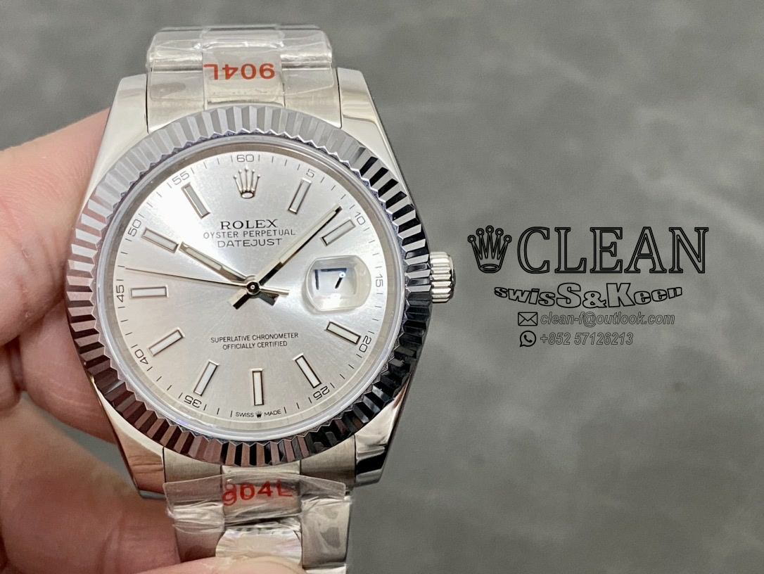 f3713f645f30518e84b82e7eab45c933 ROLEX DATEJUST SILVER DIAL 41MM - Image 1
